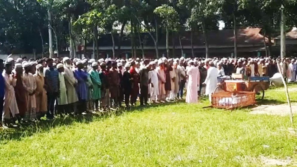 বেরোবির শিক্ষার্থী আবু সাঈদের দাফন সম্পন্ন, জানাজায় মানুষের ঢল
