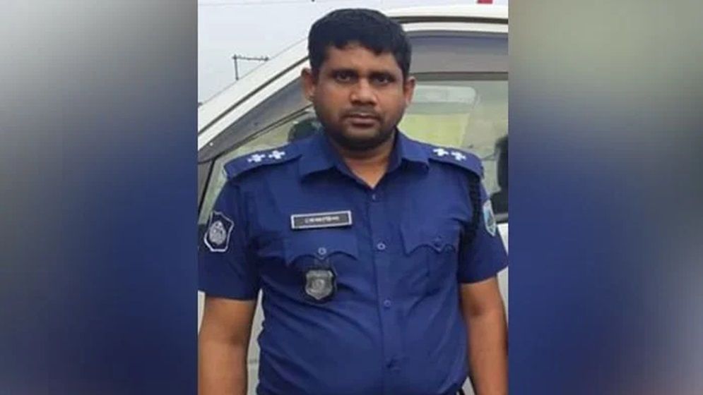 আসামিকে ধরতে নদীতে ঝাঁপ দিয়ে পুলিশ সদস্যের মৃত্যু