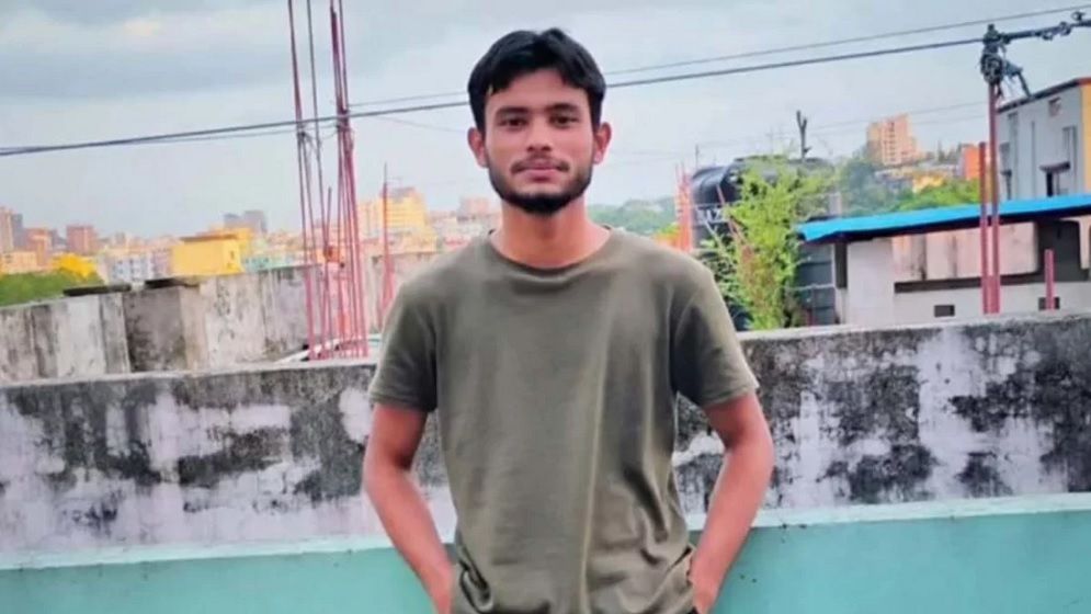‘ছেলের মৃত্যুর জন্য টাকা নিতে পারব না, তা গলা দিয়ে নামবে না’