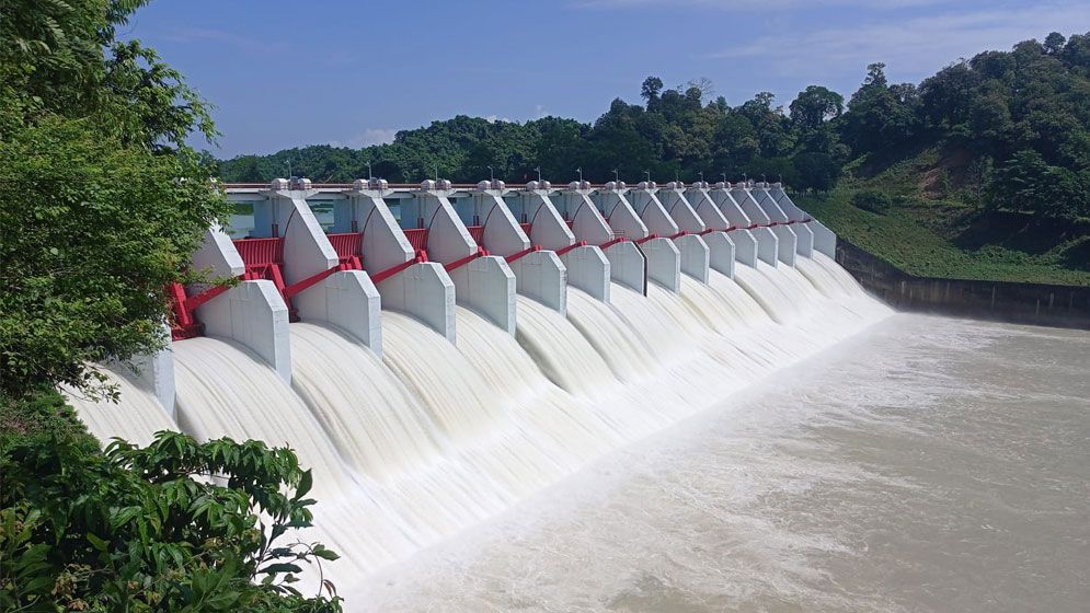 রাতে খুলে দেওয়া হবে কাপ্তাই বাঁধের সব জলকপাট