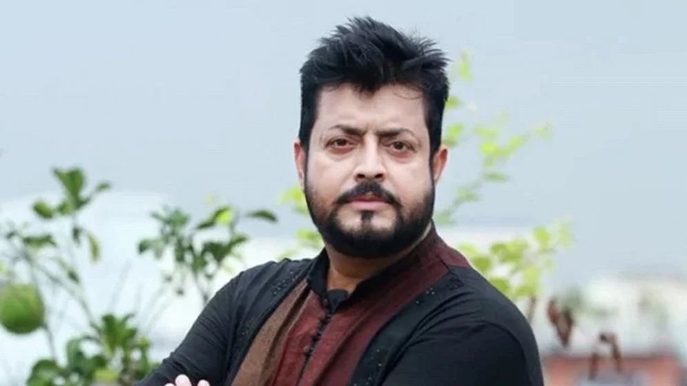 ফেসবুকে পোস্ট দেওয়ায় মিন্টু রোডে যেতে হয়েছিল ওমর সানীকে