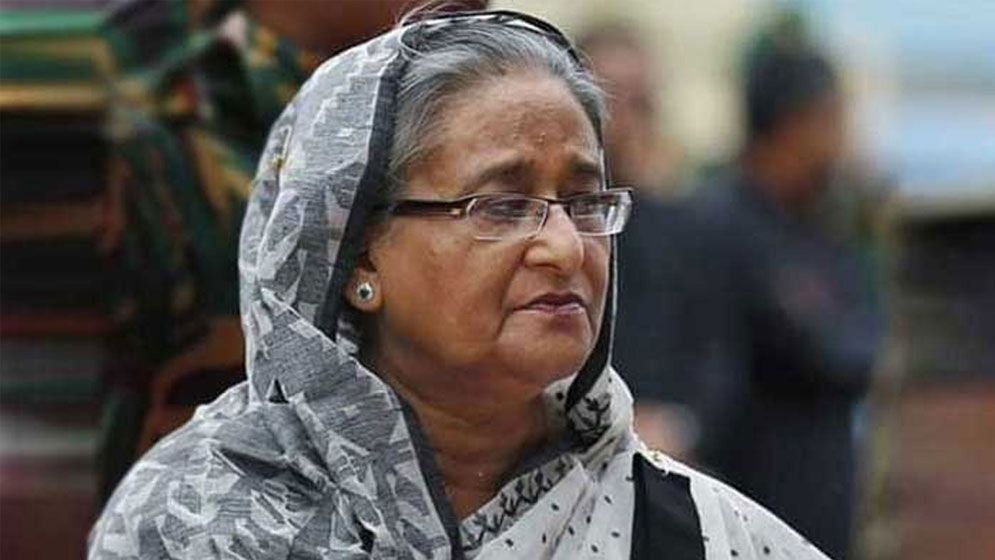 পদত্যাগ করে দেশ ছেড়েছেন শেখ হাসিনা