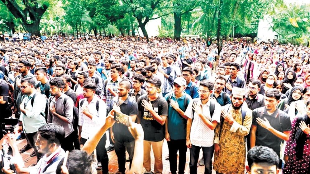 সব ধরনের ছাত্র রাজনীতি নিষিদ্ধ দেশের ছয় ক্যাম্পাসে