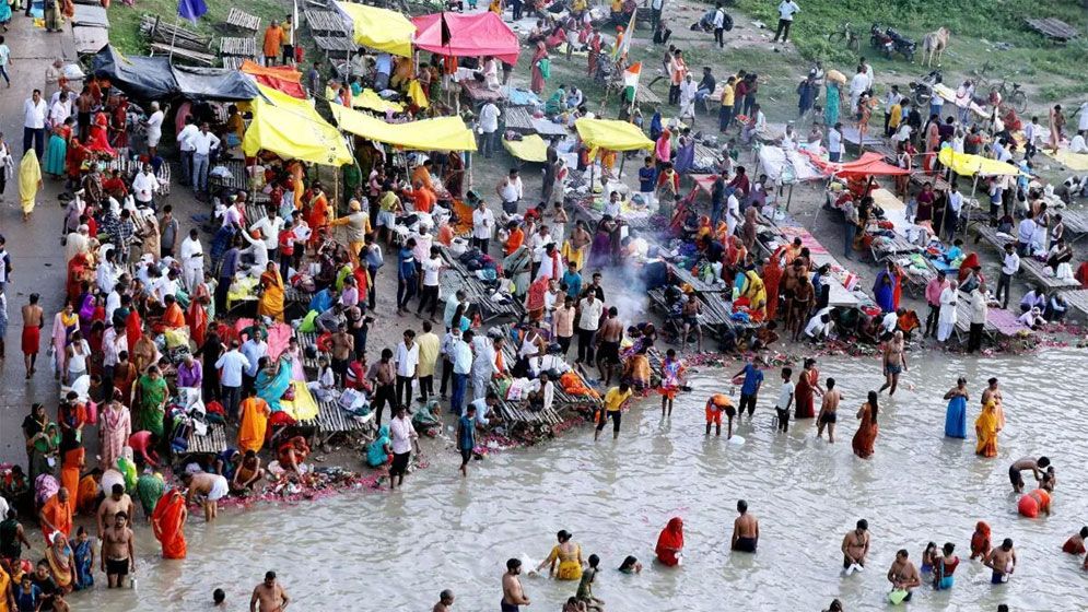 বিহারে ধর্মীয় উৎসবে পানিতে ডুবে ৩৭ শিশুসহ ৪৬ জনের মৃত্যু