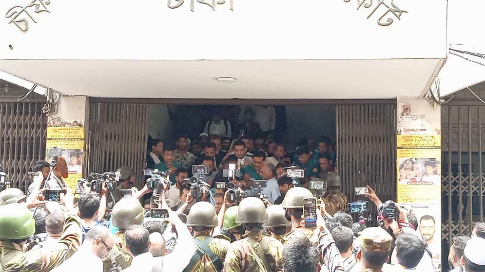 জয়কে অপহরণ ও হত্যাচেষ্টা মামলায় কারাগারে মাহমুদুর রহমান