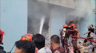 তিন ঘণ্টার চেষ্টায় বরিশাল মেডিকেলের আগুন নিয়ন্ত্রণে