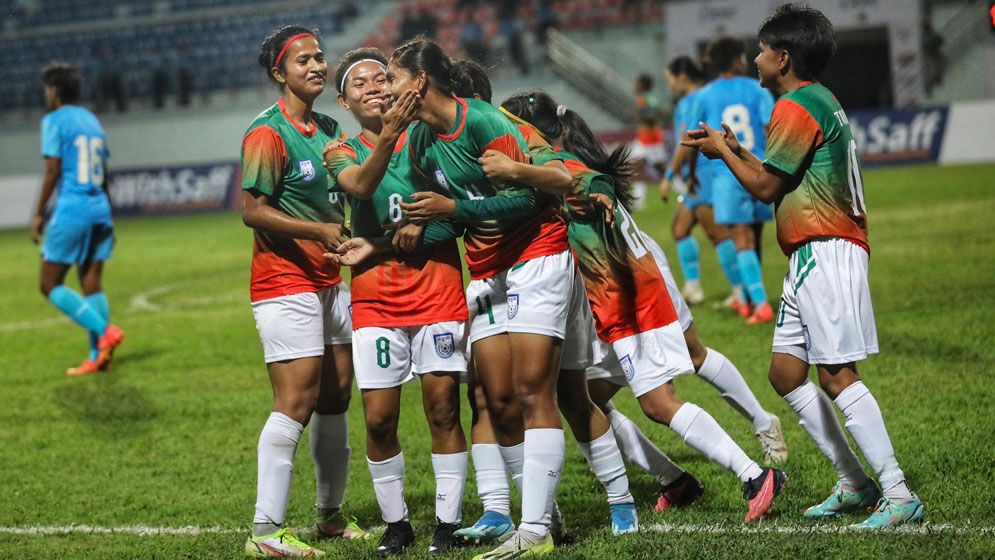 ভারতকে হারিয়ে সাফের সেমিফাইনালে বাংলাদেশ
