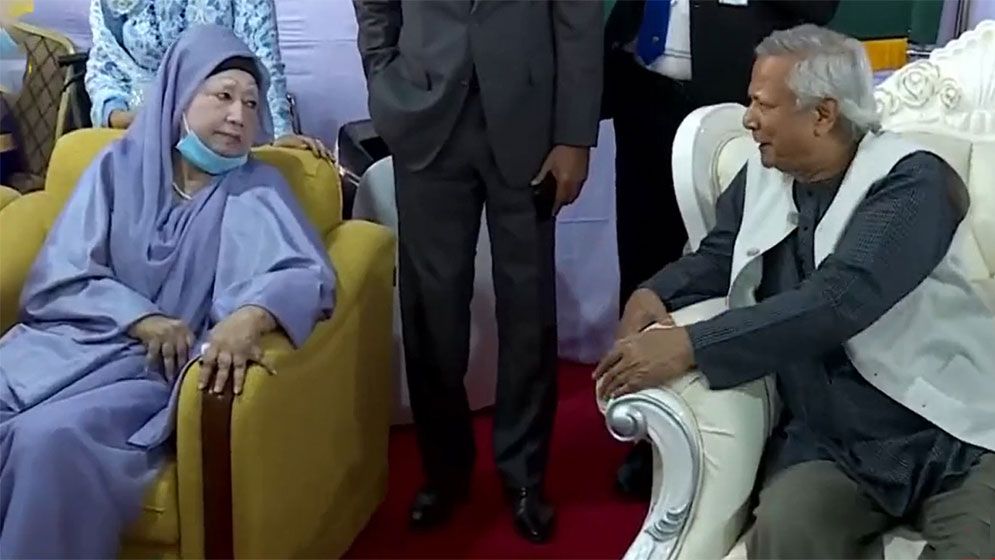 এক যুগ পর সেনাকুঞ্জে খালেদা জিয়া