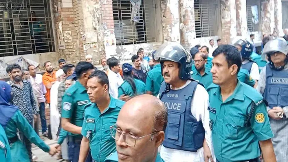 আমাকে যেন হাতকড়া পরানো না হয়— আদালতে শাহজাহান খান