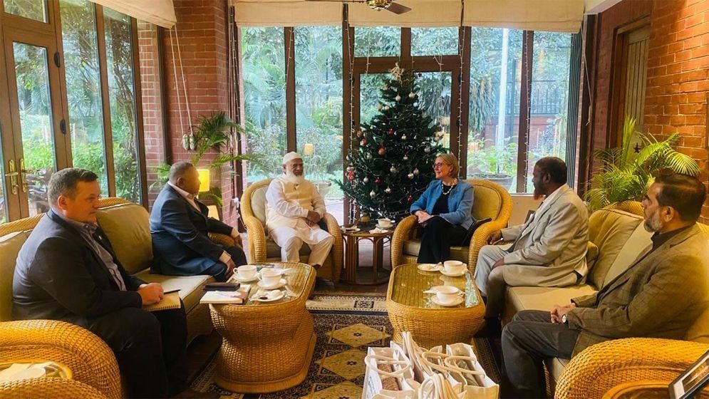 ব্রিটিশ হাইকমিশনার সারাহ কুকের সঙ্গে জামায়াত নেতৃবৃন্দের সাক্ষাৎ