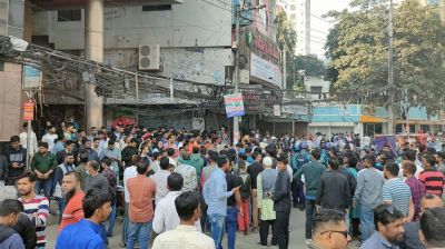 বিএনপির কার্যালয়ের সামনে জমায়েত হচ্ছে ৩ অঙ্গসংগঠনের নেতাকর্মীরা