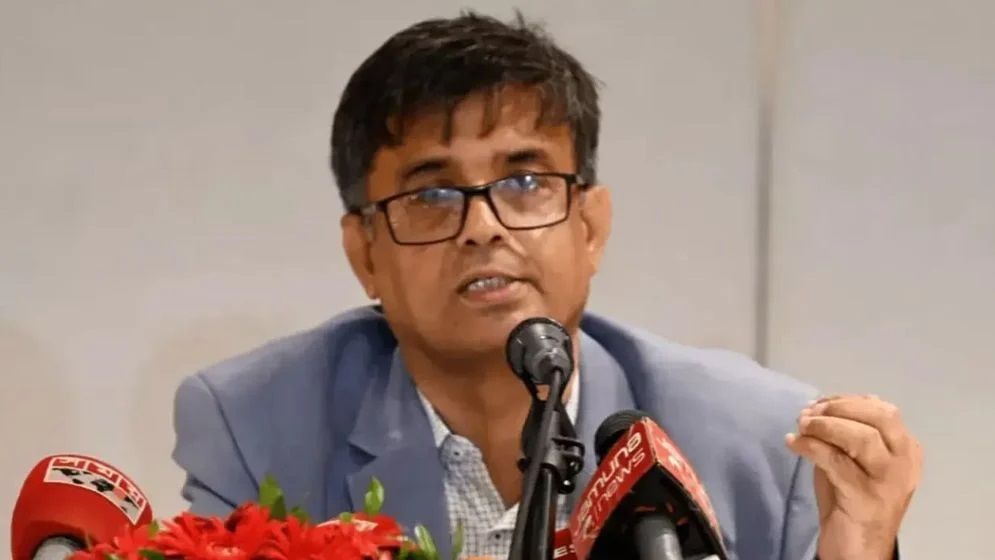 আওয়ামী লীগ পাক হানাদার বাহিনীর জুলুমের পুনরাবৃত্তি করেছে : প্রধান উপদেষ্টার প্রেস সচিব