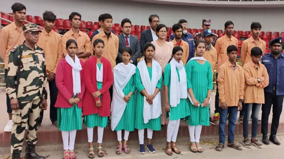 দেশে ফিরল ভারতে পাচার হওয়া ১৬ কিশোর-কিশোরী