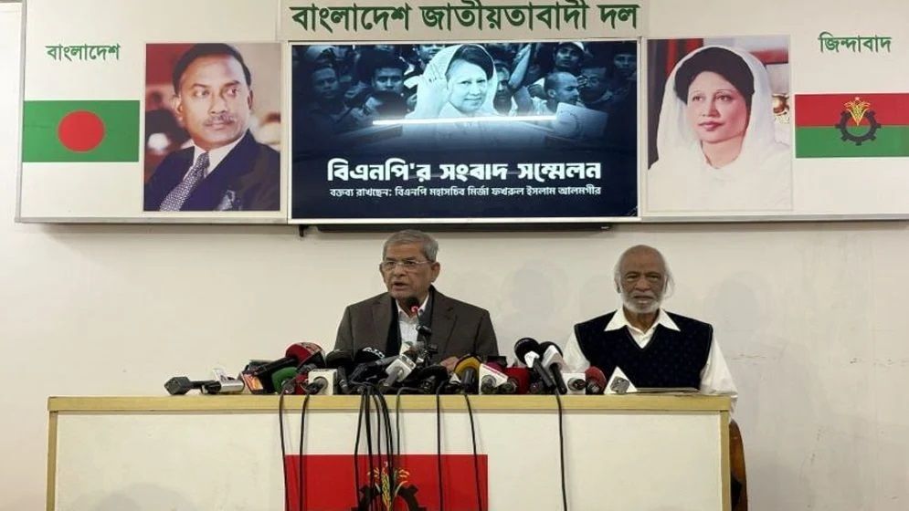 বেগম খালেদা জিয়া আগের চেয়ে অনেকটা ভালো : মির্জা ফখরুল
