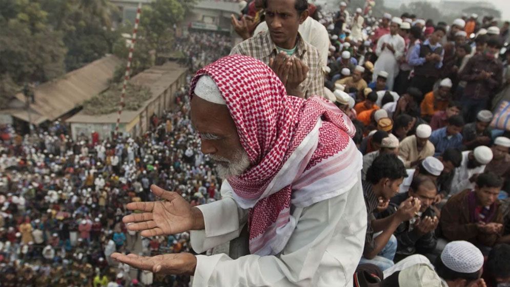 আখেরি মোনাজাতে শেষ হলো প্রথম পর্বের বিশ্ব ইজতেমা