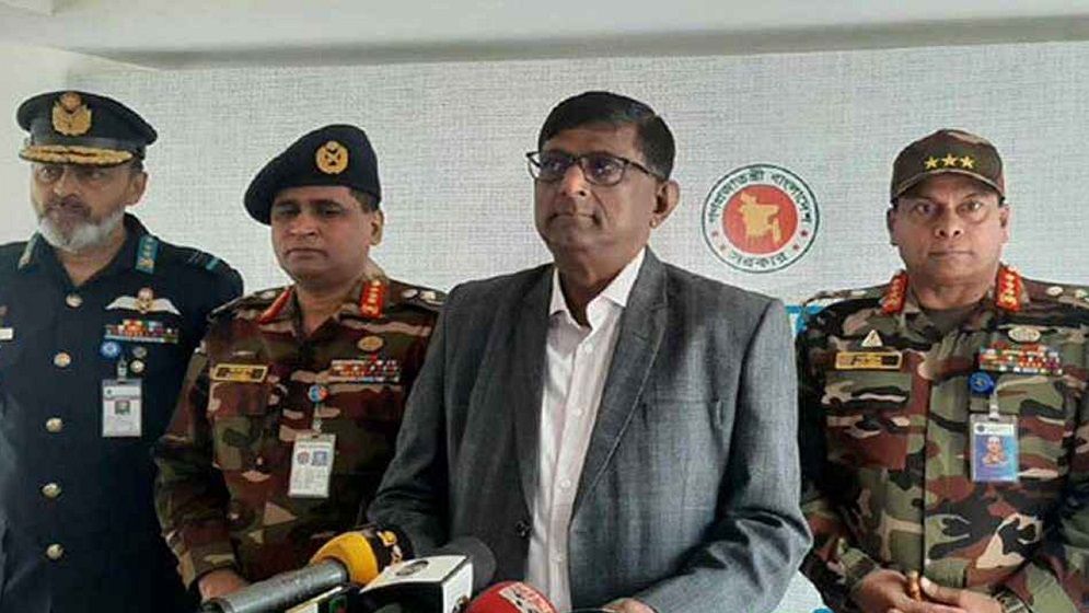 লুট হওয়া ১৪০০ অস্ত্র এবং আড়াই লাখ গুলি এখনও উদ্ধার হয়নি : আবদুল হাফিজ