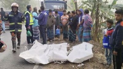 গাজীপুরে নিয়ন্ত্রণ হারিয়ে খাদে পিকআপ, নিহত ৩