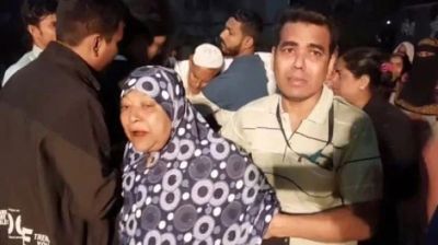 কাঁচপুর সেতুর ঢালে বাসচাপায় অটোরিকশার যাত্রী মা-ছেলেসহ নিহত ৩