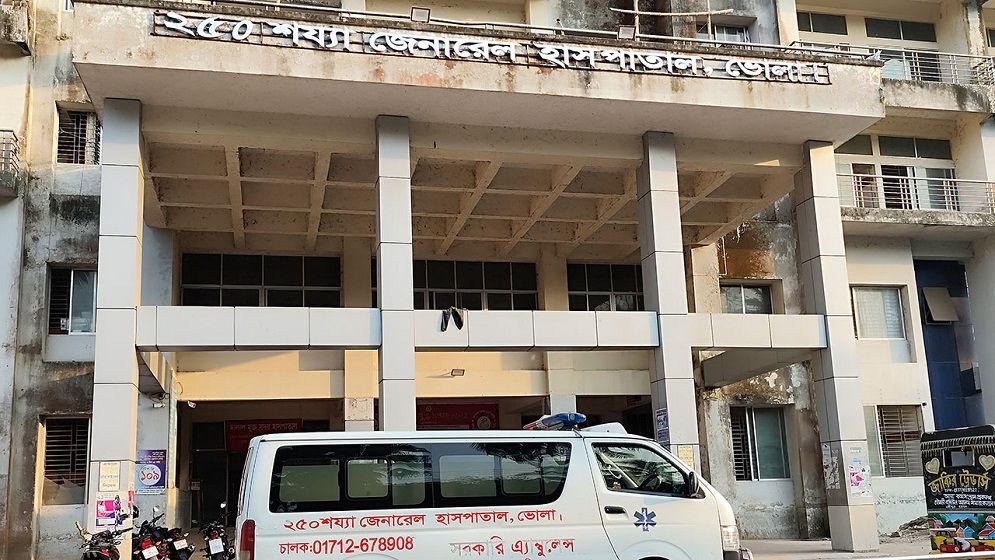 চরফ্যাশনের মসজিদে শিশু বলাৎকার, অজ্ঞাত যুবকের বিরুদ্ধে অভিযোগ