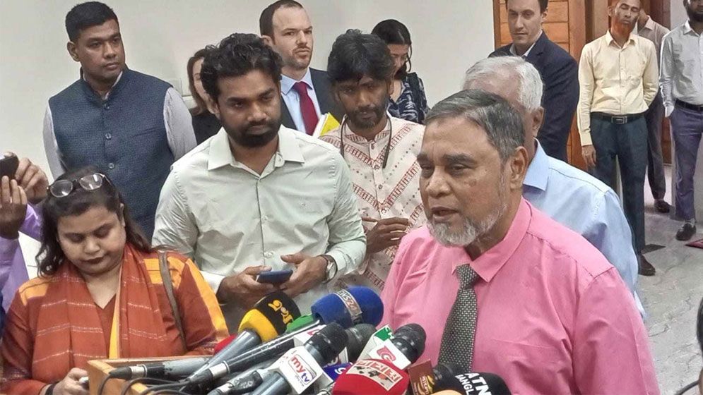 নির্বাচনে ইউরোপীয় ইউনিয়ন আমাদের সহযোগিতা করতে চায় : সিইসি
