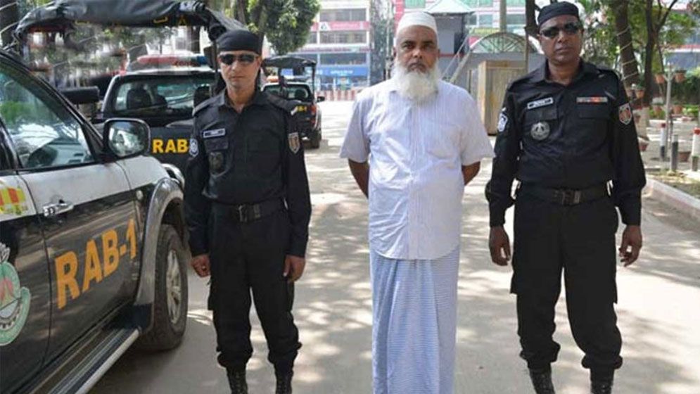 সেই গাড়িচালক আব্দুল মালেকের ১৩ বছরের কারাদণ্ড