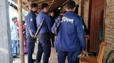 ‘জ্বিন তাড়ানোর নামে’ নারীর সঙ্গে অবৈধ সম্পর্ক, হাঁসুয়া দিয়ে কুপিয়ে কবিরাজকে হত্যা
