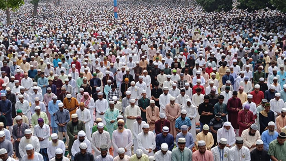 শোলাকিয়ায় ১৯৮তম ঐতিহাসিক ঈদ জামাত, লাখো মুসল্লির অংশগ্রহণ