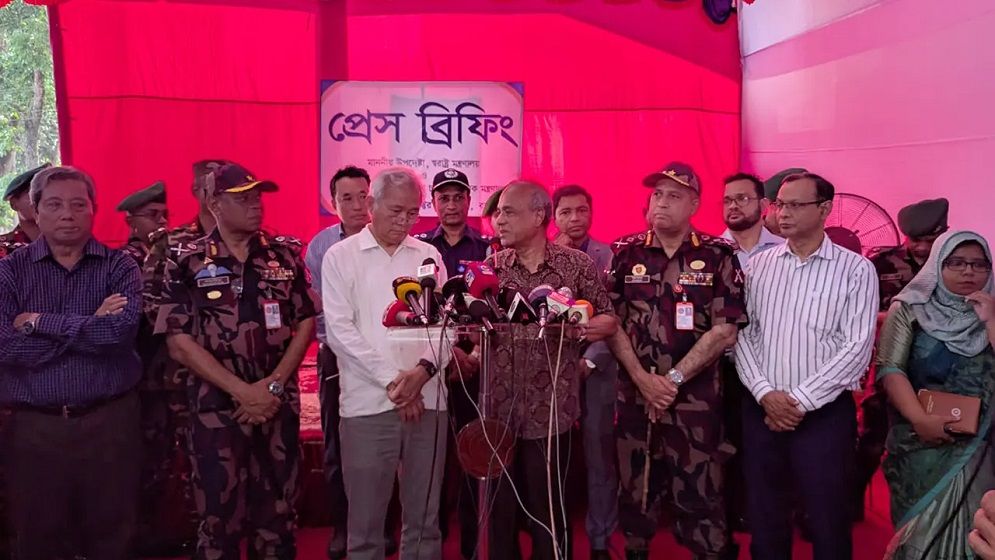 ভারতীয় মিডিয়ার মিথ্যা প্রচার নিয়ে ক্ষোভ প্রকাশ করলেন স্বরাষ্ট্র উপদেষ্টা