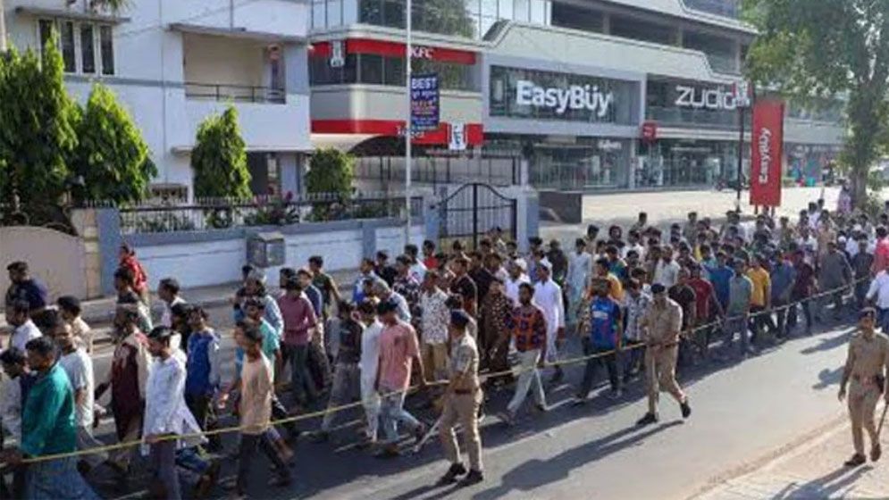 গুজরাটে ‘বাংলাদেশি’ সন্দেহে আটকদের অধিকাংশই ভারতীয় মুসলমান