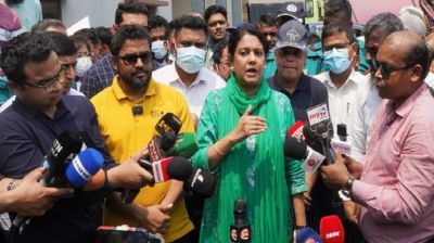মাতুয়াইল ময়লার ভাগাড় পরিদর্শন করলেন উপদেষ্টা