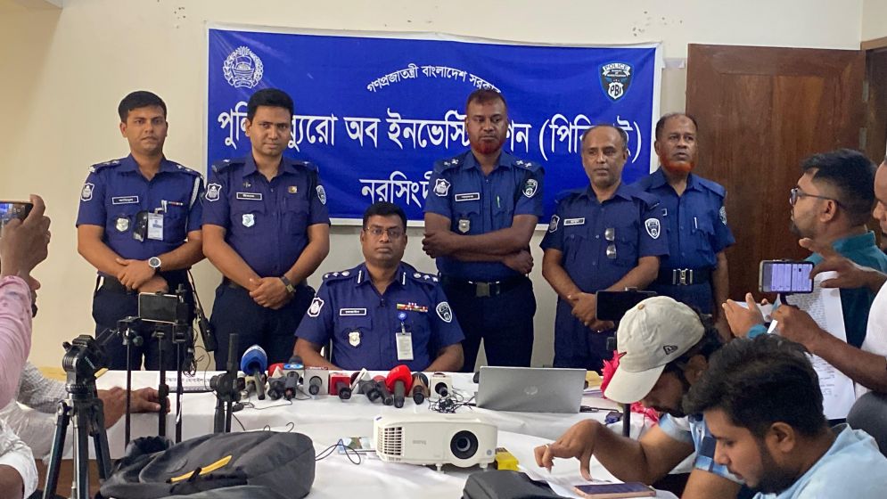 নরসিংদীতে মাদক নিয়ে বাকবিতণ্ডায় বন্ধুকে খুন, গ্রেপ্তার ৩