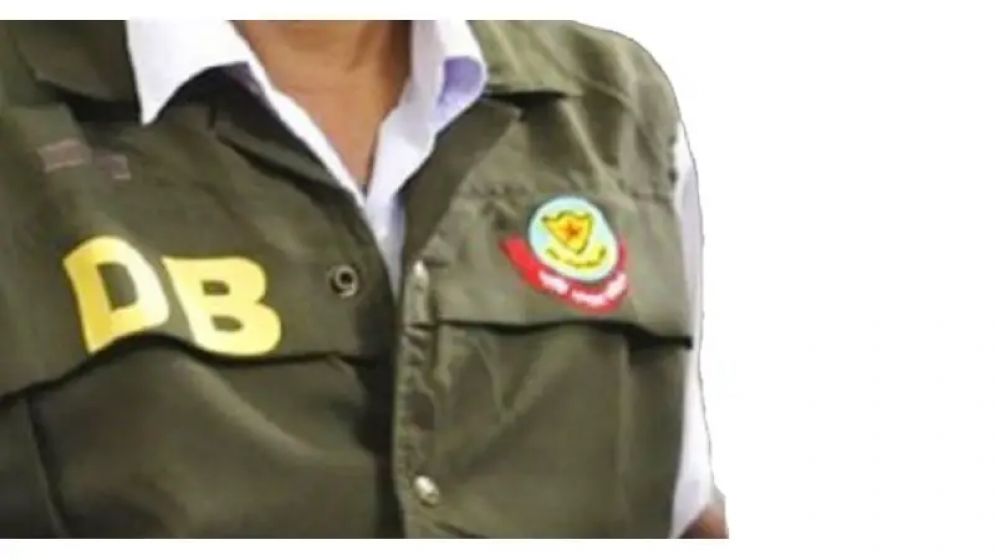 নরসিংদীতে ডিবি পুলিশের ওপর হামলা, আহত ৬