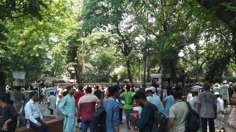আওয়ামী লীগ নিষিদ্ধের দাবি গুরুত্বের সাথে বিবেচনা করছে সরকার