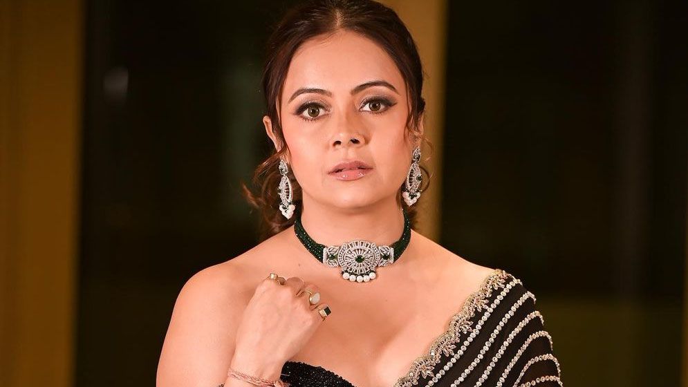 আজকাল সবই খবর হয়ে যায় : অভিনেত্রী দেবলীনা