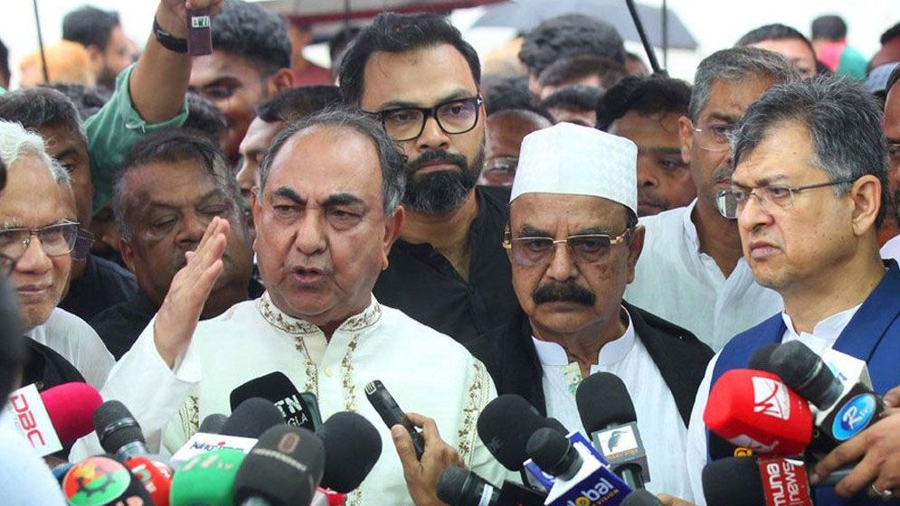 টালবাহানা করে নির্বাচনকে পেছানোর চেষ্টা করবেন না : মির্জা আব্বাস