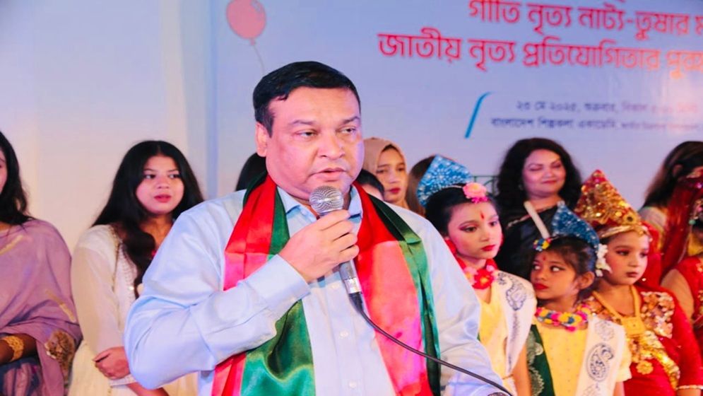 বিজাতীয় সংস্কৃতিকে ছুড়ে ফেলে সুস্থ সাংস্কৃতিক চর্চা করতে হবে : কাদের গনি চৌধুরী