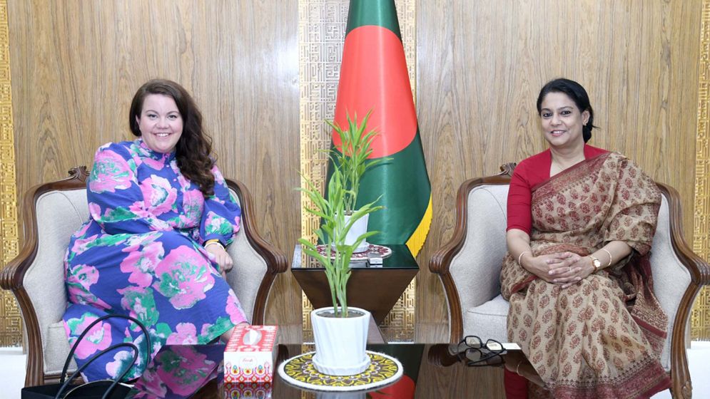 পরিবেশ উপদেষ্টার সাথে নরওয়ের স্টেট সেক্রেটারির বৈঠক
