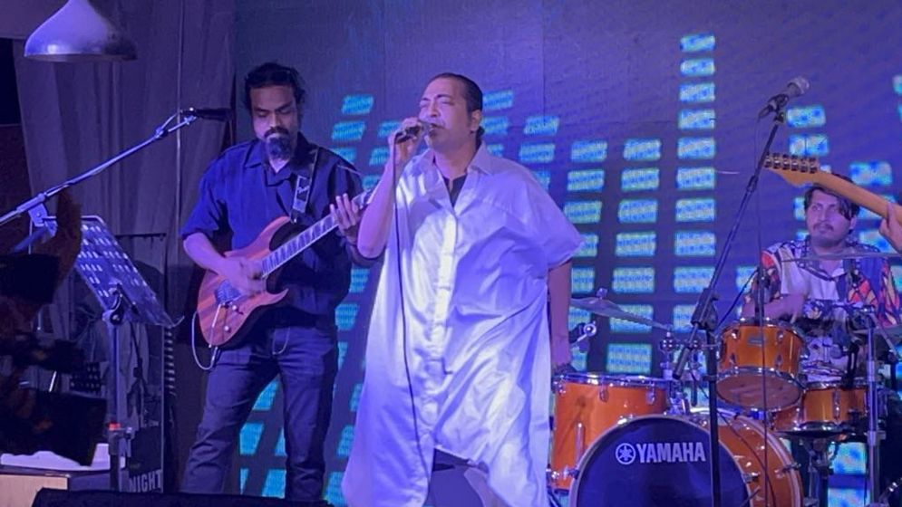 বৈষ্টমী রকফেস্ট :  মঞ্চ মাতাতে ফিরলেন  কে এইচ এন