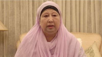 দেশে গণতন্ত্র পুনঃপ্রতিষ্ঠা দেখতে পাব’ এমন প্রত্যাশা খালেদা জিয়ার