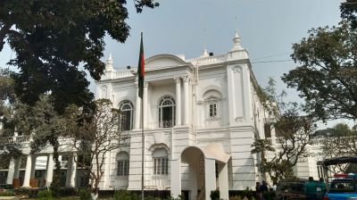 সাবেক আইজিপিসহ ৩ জনকে হাজির করা হলো ট্রাইব্যুনালে