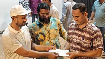 জুলাই যোদ্ধার চেক পেলেন বঙ্গবন্ধু সাংস্কৃতিক জোটের নেতা