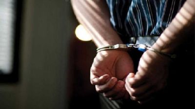 শেরপুরে পুকুর থেকে উদ্ধার প্রাচীন কষ্টিপাথরের মূর্তি, গ্রেপ্তার ৩