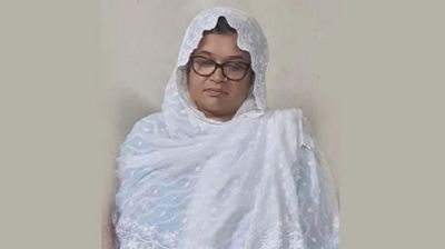 মানবপাচার মামলায় দণ্ডপ্রাপ্ত পাপুলের স্ত্রী সাবেক এমপি সেলিনা গ্রেপ্তার