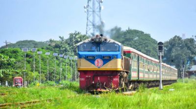 ঈদযাত্রা : ট্রেনের অগ্রিম টিকিট বিক্রি শুরু