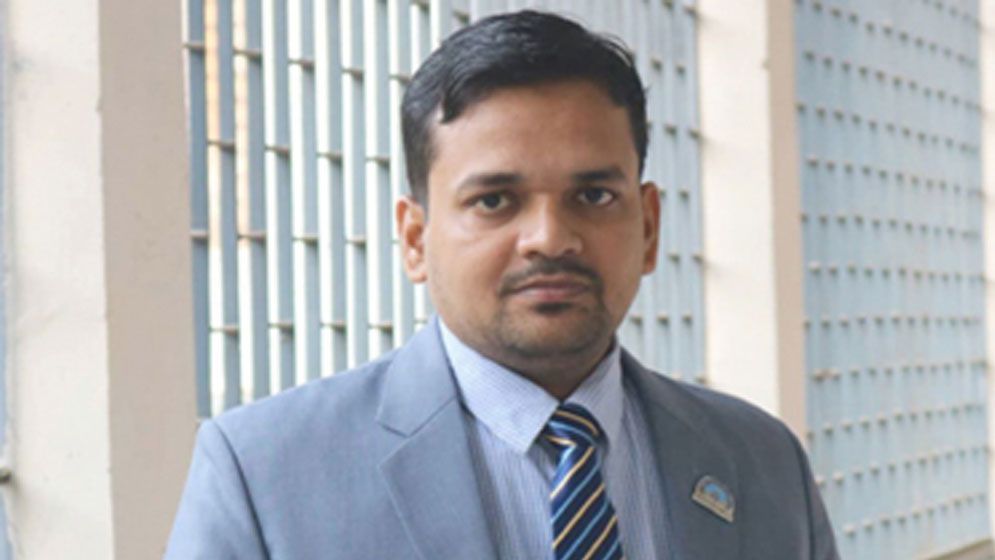 মিডিয়া ট্রায়াল এবং মব জাস্টিসের অশনি সংকেত