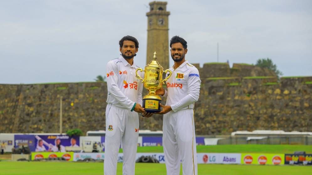 গলে টস জিতে ব্যাটিংয়ে বাংলাদেশ