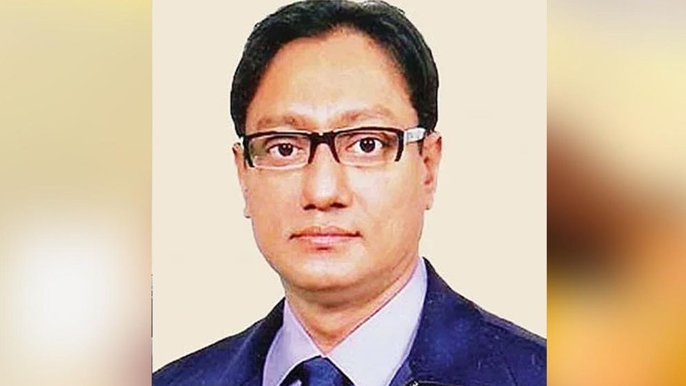 জলাবদ্ধতা মোকাবেলায় খাল-নালায় স্বাভাবিক পানি প্রবাহ নিশ্চিত করতে হবে : চসিক মেয়র