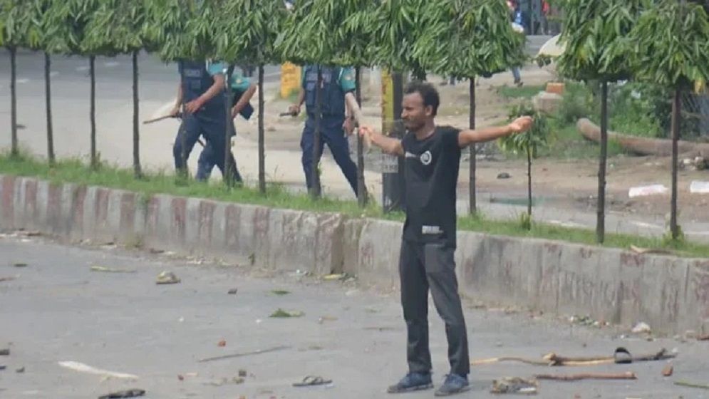 আবু সাঈদ হত্যা মামলার আনুষ্ঠানিক অভিযোগ দাখিল ট্রাইব্যুনালে