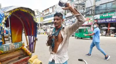 তাপপ্রবাহে পুড়ছে ৪৯ জেলা