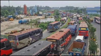 ঢাকা-টাঙ্গাইল-যমুনা সেতু মহাসড়কে ১৫ কিমি যানজট
